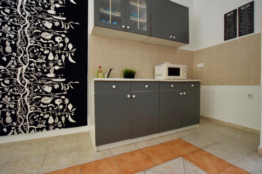 Budget Apartment By Hi5 - Akacfa 4 Budapeşte Dış mekan fotoğraf