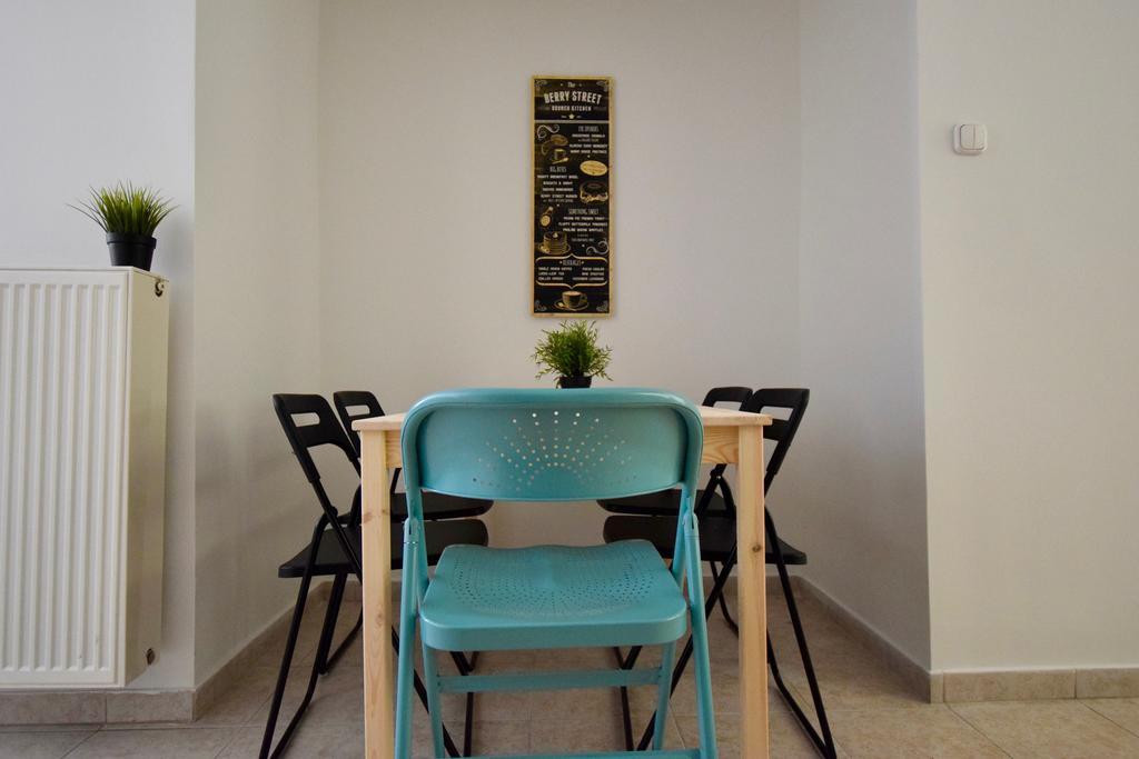 Budget Apartment By Hi5 - Akacfa 4 Budapeşte Dış mekan fotoğraf