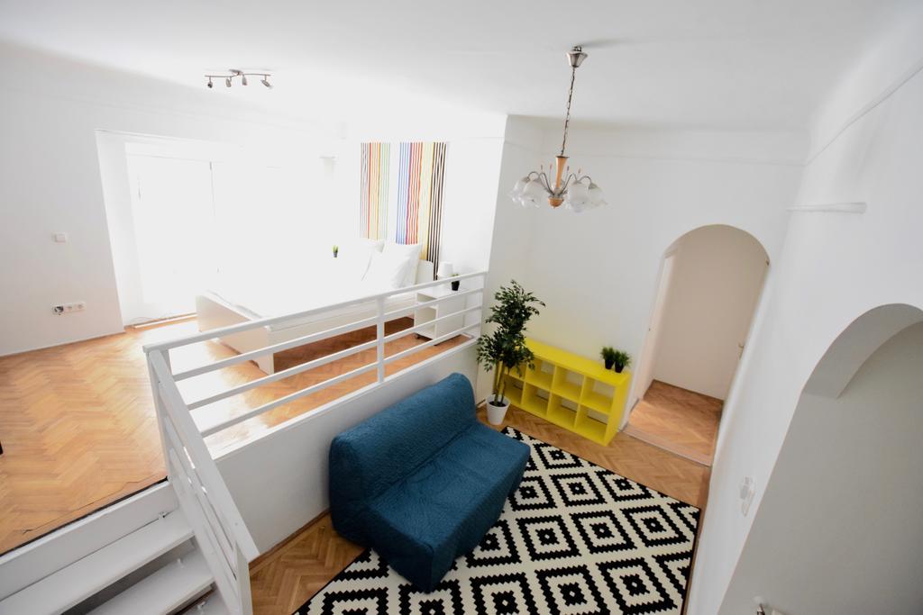 Budget Apartment By Hi5 - Akacfa 4 Budapeşte Dış mekan fotoğraf